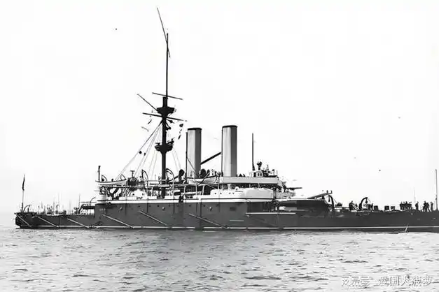 战列舰发展史上,承前启后的英国"海军上将"级铁甲舰