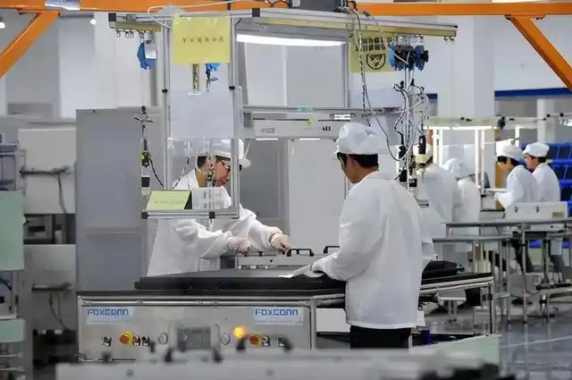 富士康工作怎么样,在深圳富士康工作好吗(富士康流水线员工透露实情)