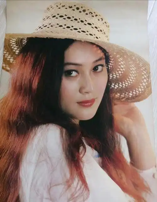 21岁嫁京剧泰斗28岁抛弃病夫爱过风流才子宋佳的人生充满传奇