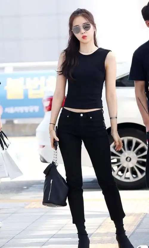 韩国女团不接地气?看apink成员孙娜恩就好了,她的低调你不懂