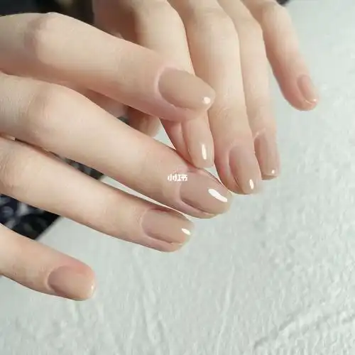 超温柔61冰透玉脂奶茶裸机色美甲