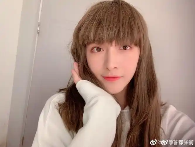 首都一橘##翟潇闻女装