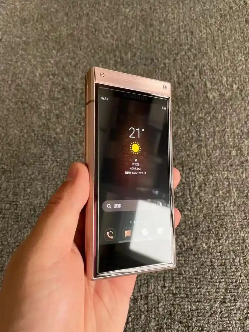 三星w2019心系天下经典翻盖手机