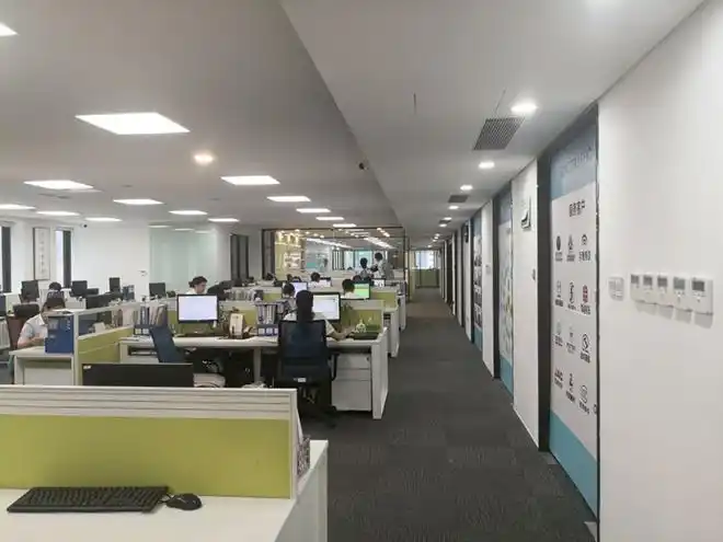 青岛大型物流公司办公室装修