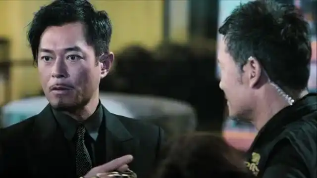 扫毒2:地藏参加南叔葬礼,为了上亿毒品,竟连反黑警察都出动了