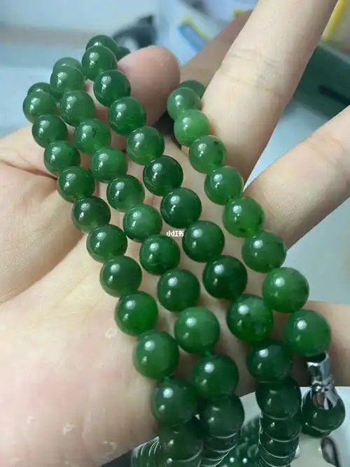 带证书,冰底少黑,油润辣绿,品质好,价格亲民,198#和田玉碧玉项链