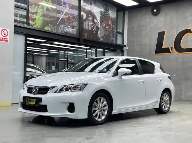 适合女生的车雷克萨斯ct