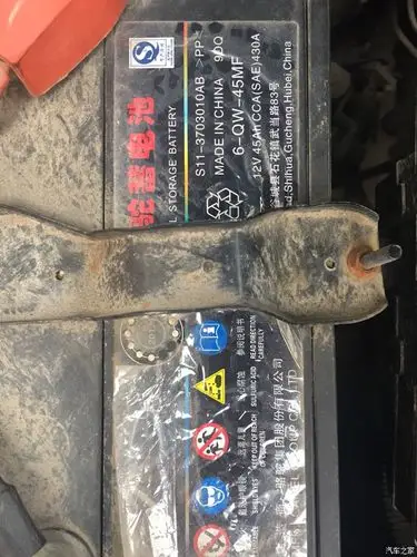 新换的骆驼的电瓶怎么看生产日期啊