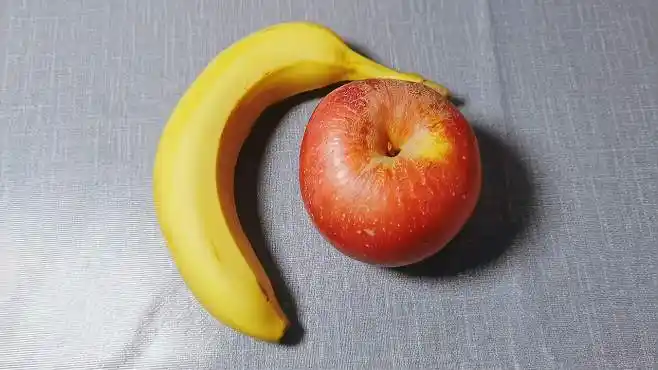 7天掉10斤!苹果搭配香蕉这样吃,快速瘦身不反弹