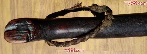 民国老家什----豆杵子(在臼里将烀熟的黄豆捣烂作大酱的木制家什,酱