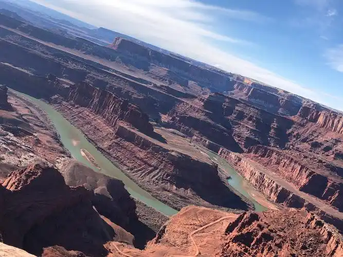 犹他州峡谷地国家公园和死马峰州立公园