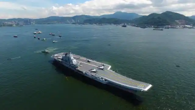 不再隐藏!中国舷号18航母露出"真面目",一度惊艳各国