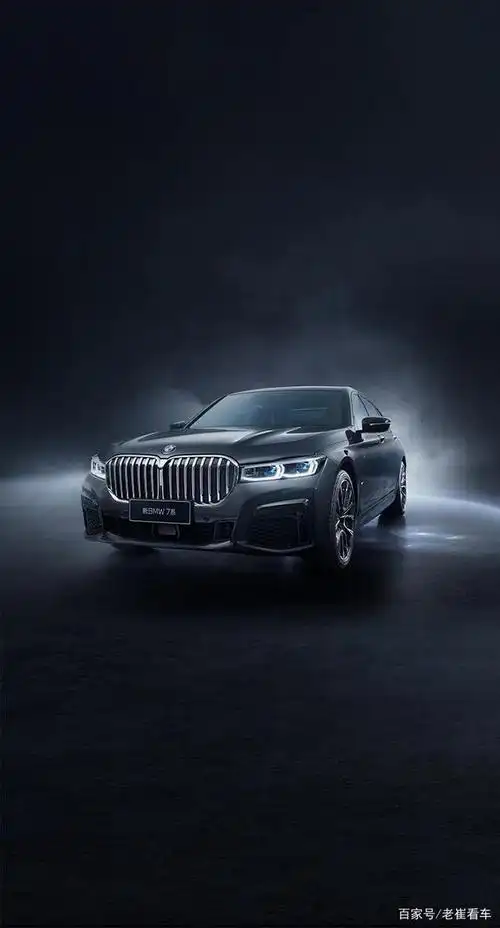 宝马x7美术馆开张了!