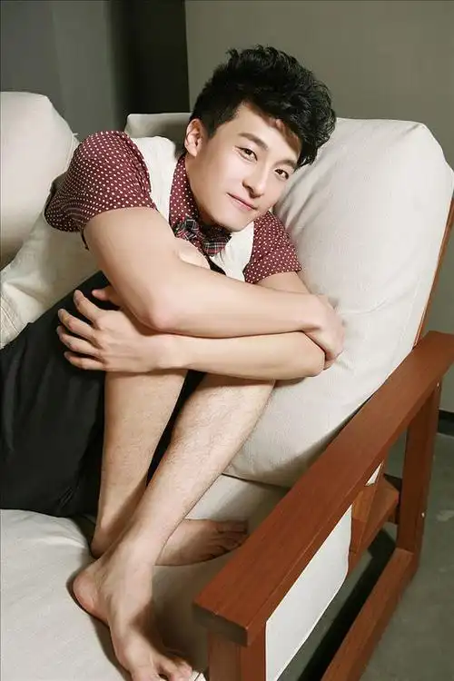 【遇见男神|盖楼】--遇见男神孙艺洲--人气专楼_遇见男神吧_百度贴吧