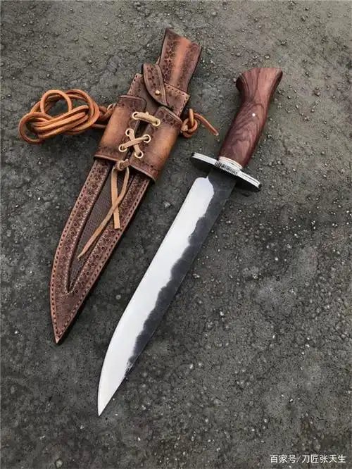 「鉴赏」雷蒙·丁俄罗斯户外猎刀