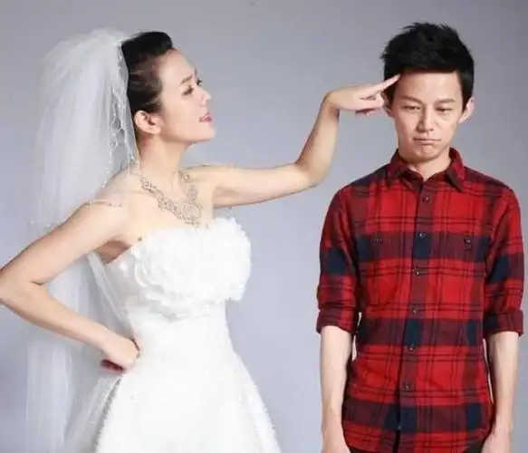 何炅为什么一直不公开他的老婆,没想到竟因为这个