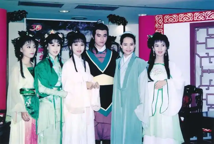 p>《新白娘子传奇》是由 a href="#" data-lemmaid="7448303">夏祖辉