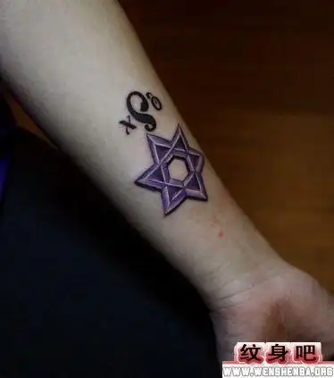 小清新纹身图案:小彩色六芒星