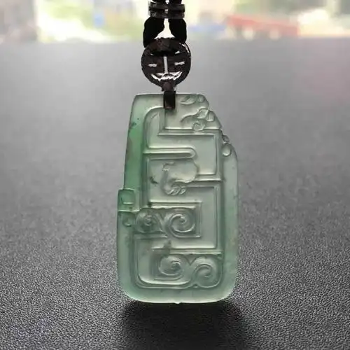 高冰种晴水翡翠龙牌18k白金钻石镶嵌