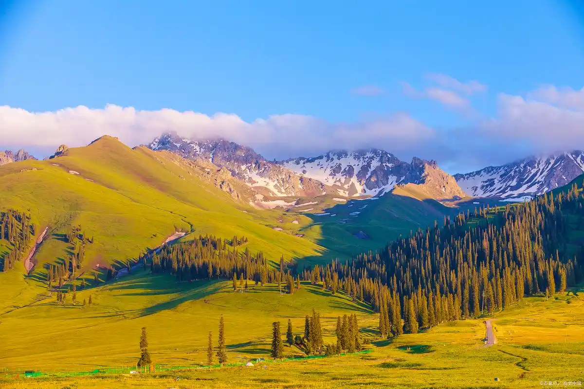 假如冬天有声音# 新疆高原风光,在冬日时分呈现出的是一幅仙境般的