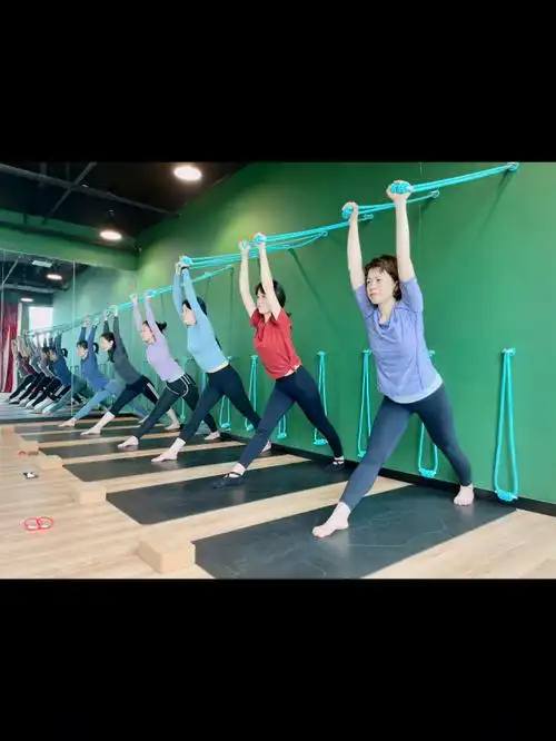 艾扬格墙绳小班课