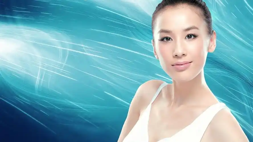 7日黄圣依协同林志颖在厦门举办演唱会,演唱会现在人流