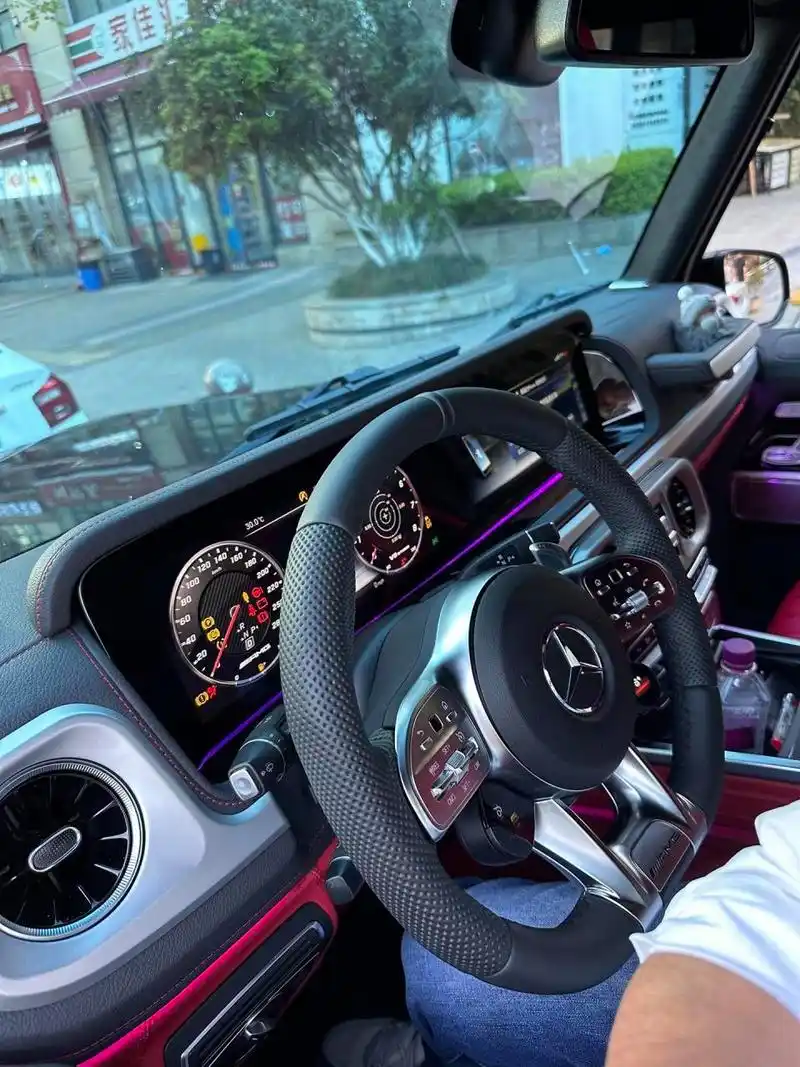 奔驰大g老款改原厂内饰奔驰大g老款改新款 奔驰大g改原厂一比一内饰