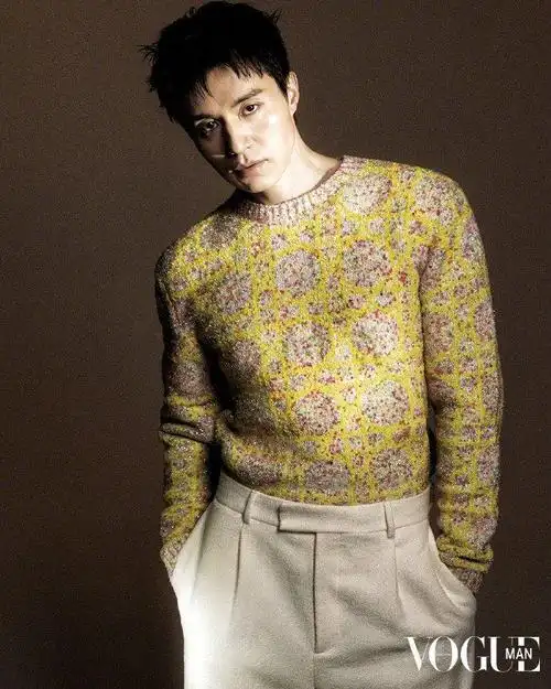 李栋旭 vogue man hk 四月刊封面人物