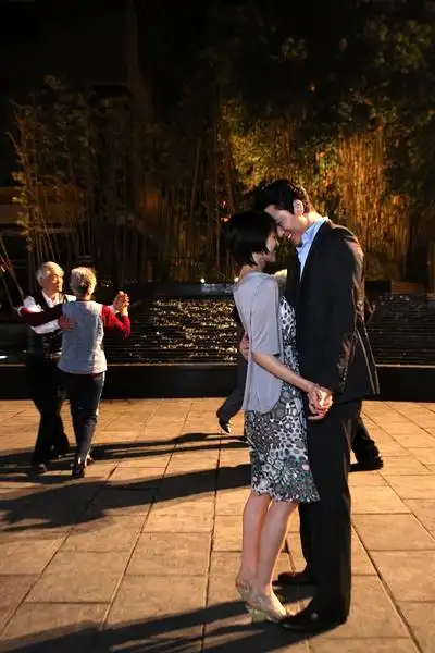 导演: 许秦豪 编剧: 许秦豪 主演: 高圆圆 / 郑雨盛 类型: 剧情 上映