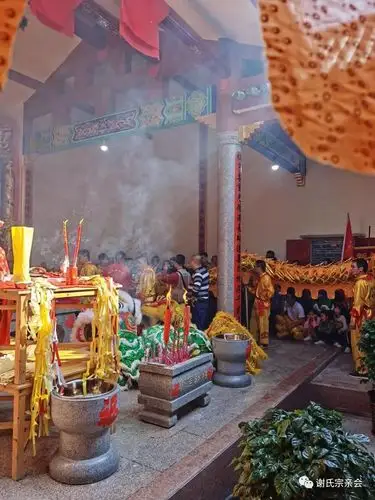 谢氏宗祠二广西贺州岗尾岭谢氏宗祠落成庆典暨外嫁女回乡