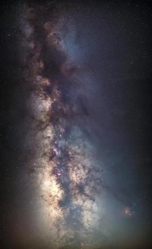 夏季银河纯星空垂直全景拼接素材图