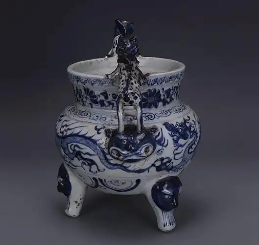 元時代 青花花卉雲龍紋 狗頭三足香炉!直径20cm,高さ21.8cm