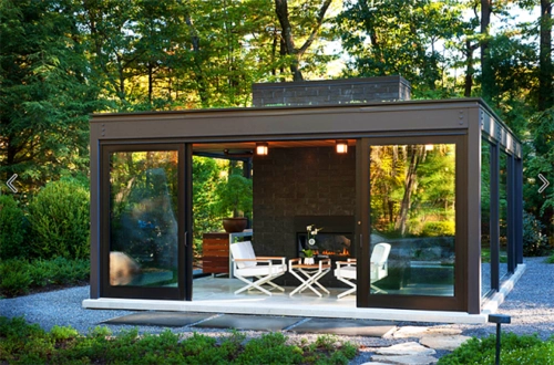 庭院设计:一个钢结构玻璃阳光房美了整个花园,下雨也不用担心了