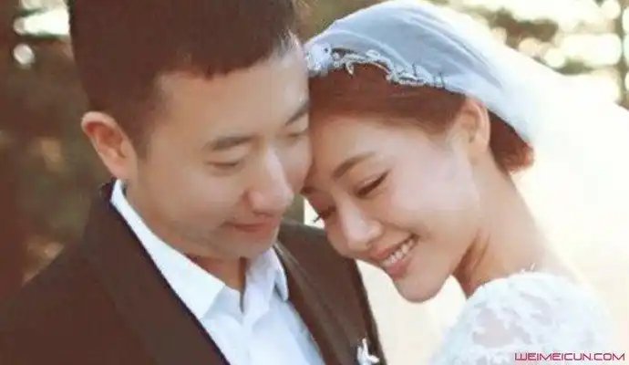 邓家佳前夫于岩是谁 于岩富豪身份被揭两人14年感情破灭