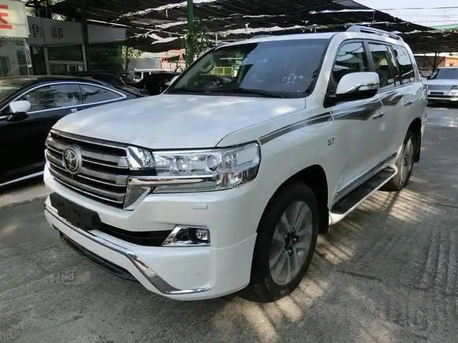 2017款丰田兰德酷路泽5700报价 陆巡v85.