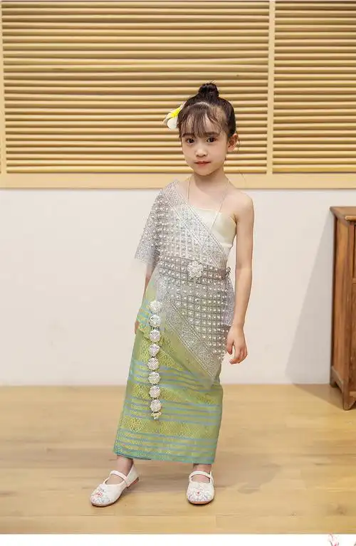 迪士尼(disney)品牌民族服装女国风情傣族西双版纳泼水节影楼摄影少数