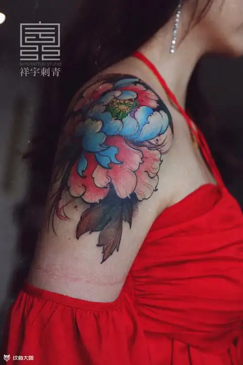 牡丹_肩部新传统纹身图案大全 - 纹身大咖