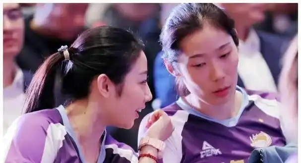 官方认证姚迪的好闺蜜朱婷是现役最伟大球员就可惜不为国打球