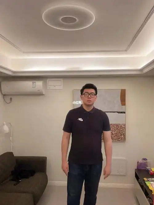 图一260斤图二220斤目标180斤身高188cm路漫漫其修远兮 争取再3个月