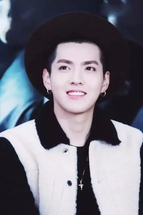 悉数吴亦凡的治愈系笑容,哪个惊艳到了你?