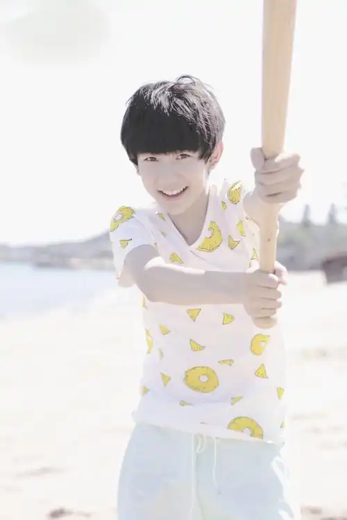 来自@爱奇艺-tfboys偶像手记