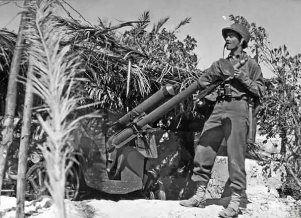 47毫米反弹坦克炮