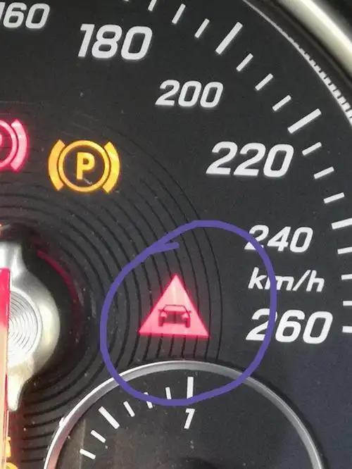 奔驰gla,这个报警间接出现是什么原因_绵阳汽车通