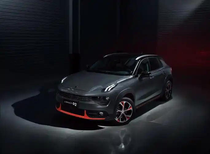 领克02已到店接受预订 这款车跟奔驰gla抢饭碗行不行?