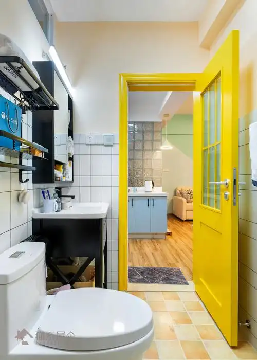 马卡龙色系的33㎡一室一厅里竟然还藏着一个瑜伽房,快来围观90后独居