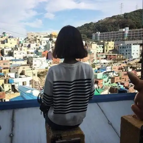 女生专用气质背影头像短发 女生头像图片大全 -【爱个性】