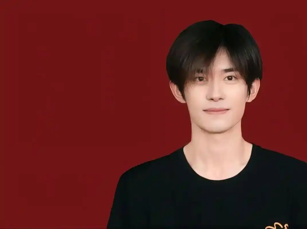 玺子哥 #证件照片 #王源 #易烊千玺 #新歌上线 - 抖音