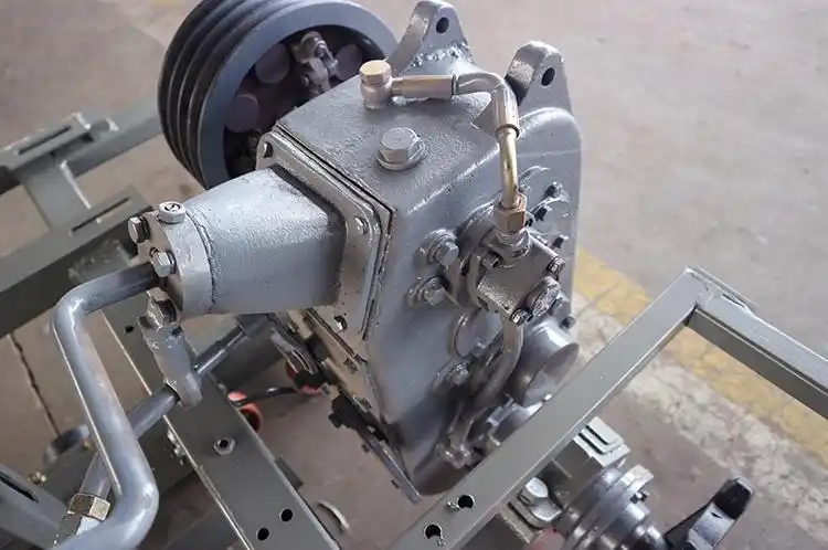 路途中小型收割机配件履带变速箱变速箱带2个驱动轮