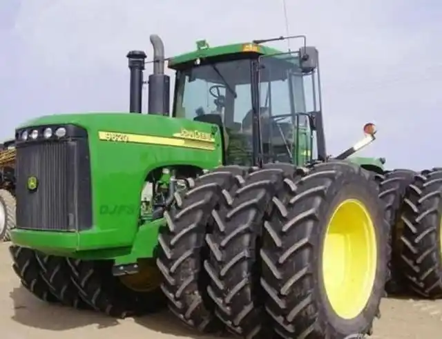 世界上最大的拖拉机,一分钟能耕6亩地,价值有30万美元!