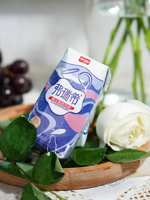 檀健次新鲜官宣##檀健次卫岗弗瑞希品牌代言人